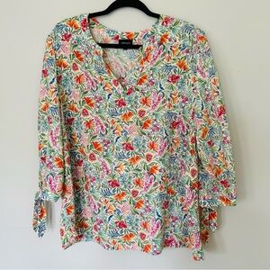 Jones & Co - Beautiful Floral Multicolor Women's Top